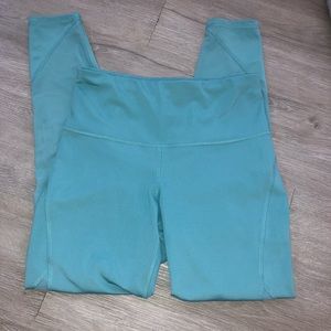 Old Navy Active Go-Dry Leggings